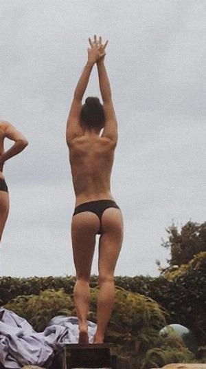 Maisie-Williams-Ass.jpg Maisie Williams (Arya Stark) Bikini Photos