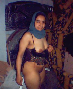 pic3qB.jpg The Hijab Gallery