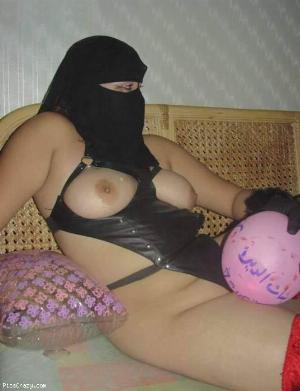 wDvPrNFG.jpg The Hijab Gallery