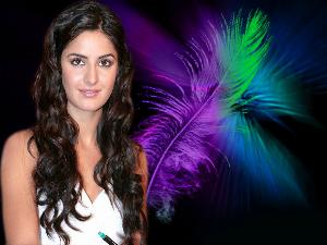 katrina-kaif-wallpaper-10.jpg Bollywood Actresses