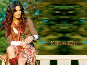katrina-kaif-wallpaper-6.jpg Bollywood Actresses